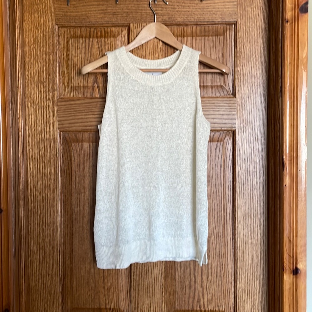 Old navy sweater tank